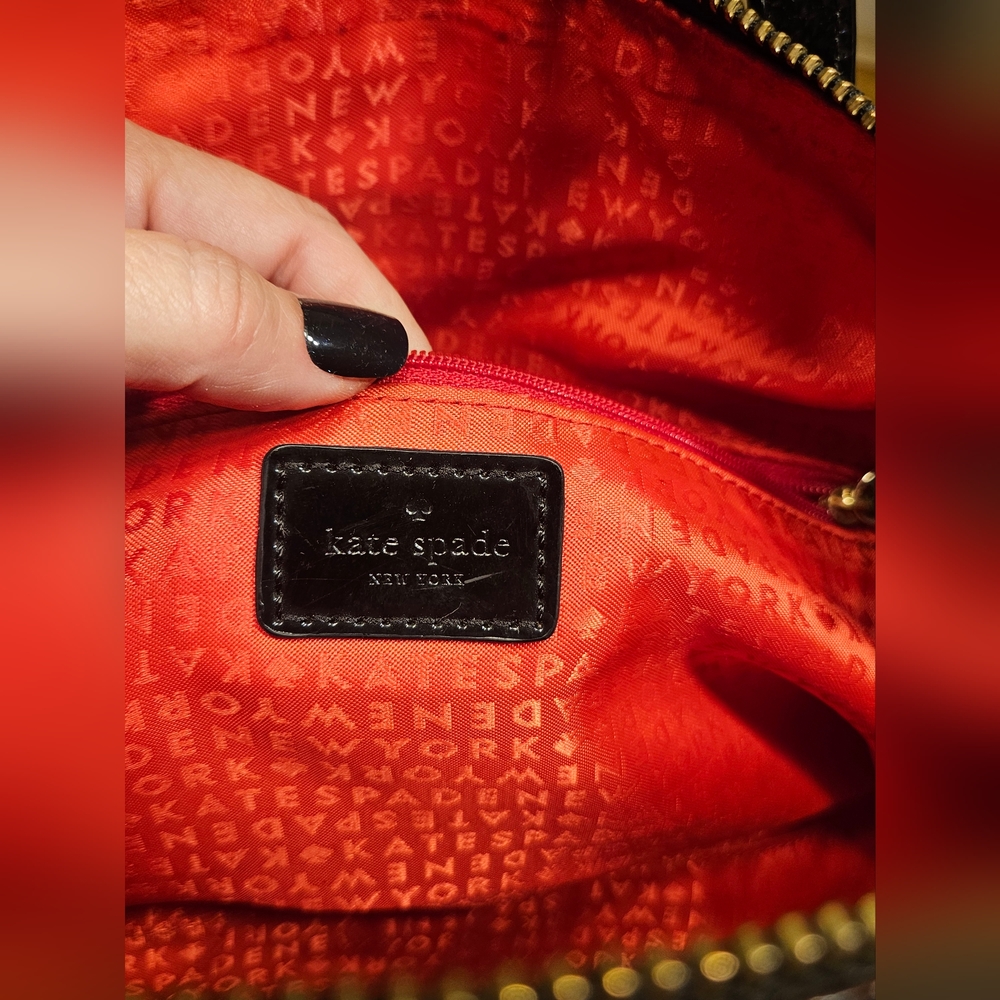 Kate Spade Elegant Black and Gray Tote - Picture 6 of 8